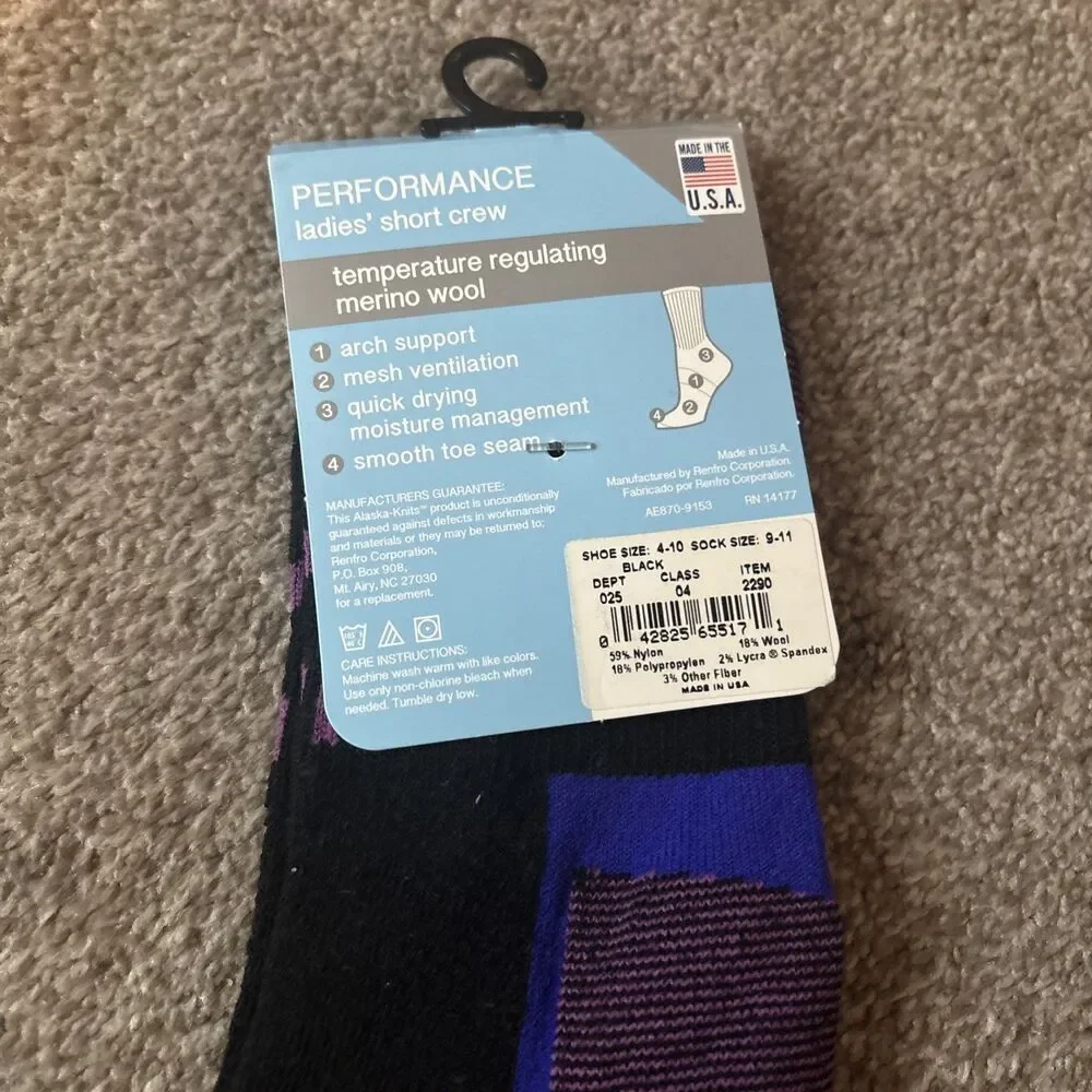 Women’s Sock Lot Alaska Knits, Finishline, Carhartt, Muk Luks, Reebok, Old Navy - Picture 3 of 16
